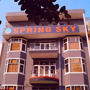 Hotel Spring Sky By Shrigo