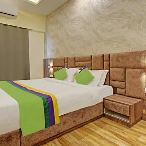Hotel Tripli Le Shelton